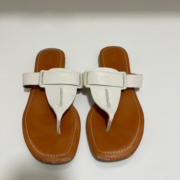 UGG Women's Gaila Slip On Sandal Size 9 - Picture 1 of 9